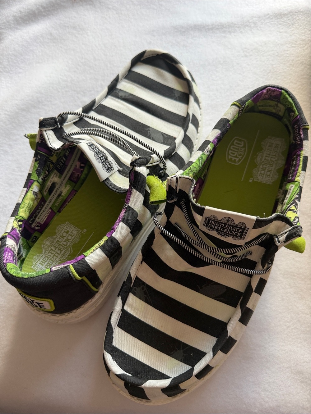 Hey Dude Beetlejuice mens shoes 11 Halloween glow in the dark costume